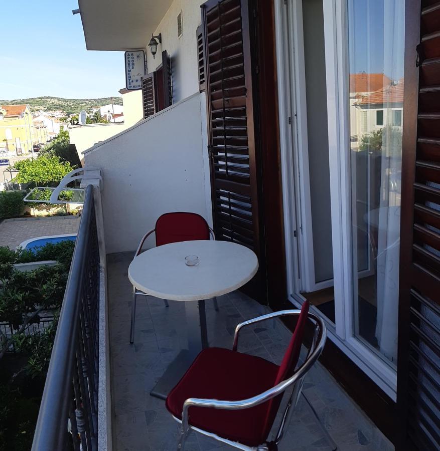 Apartments Lans Vodice Esterno foto