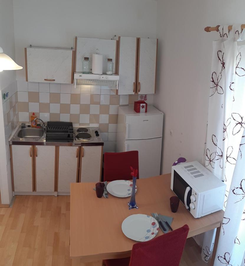 Apartments Lans Vodice Esterno foto