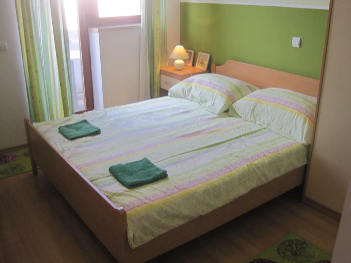 Apartments Lans Vodice Esterno foto