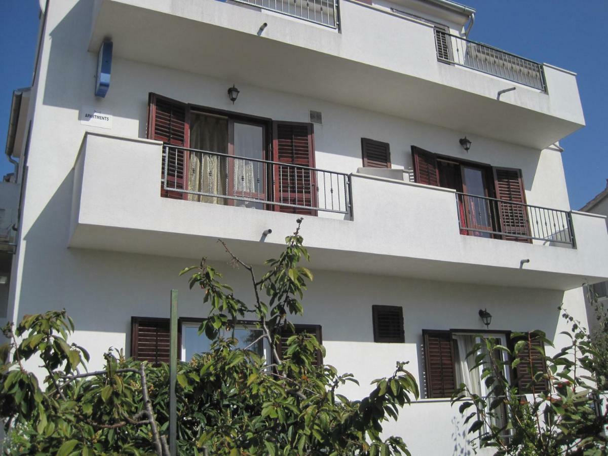 Apartments Lans Vodice Esterno foto