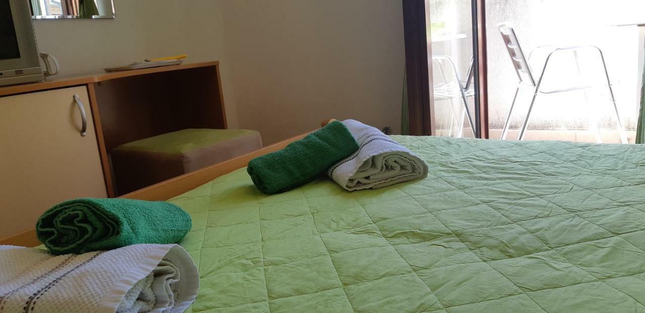 Apartments Lans Vodice Esterno foto