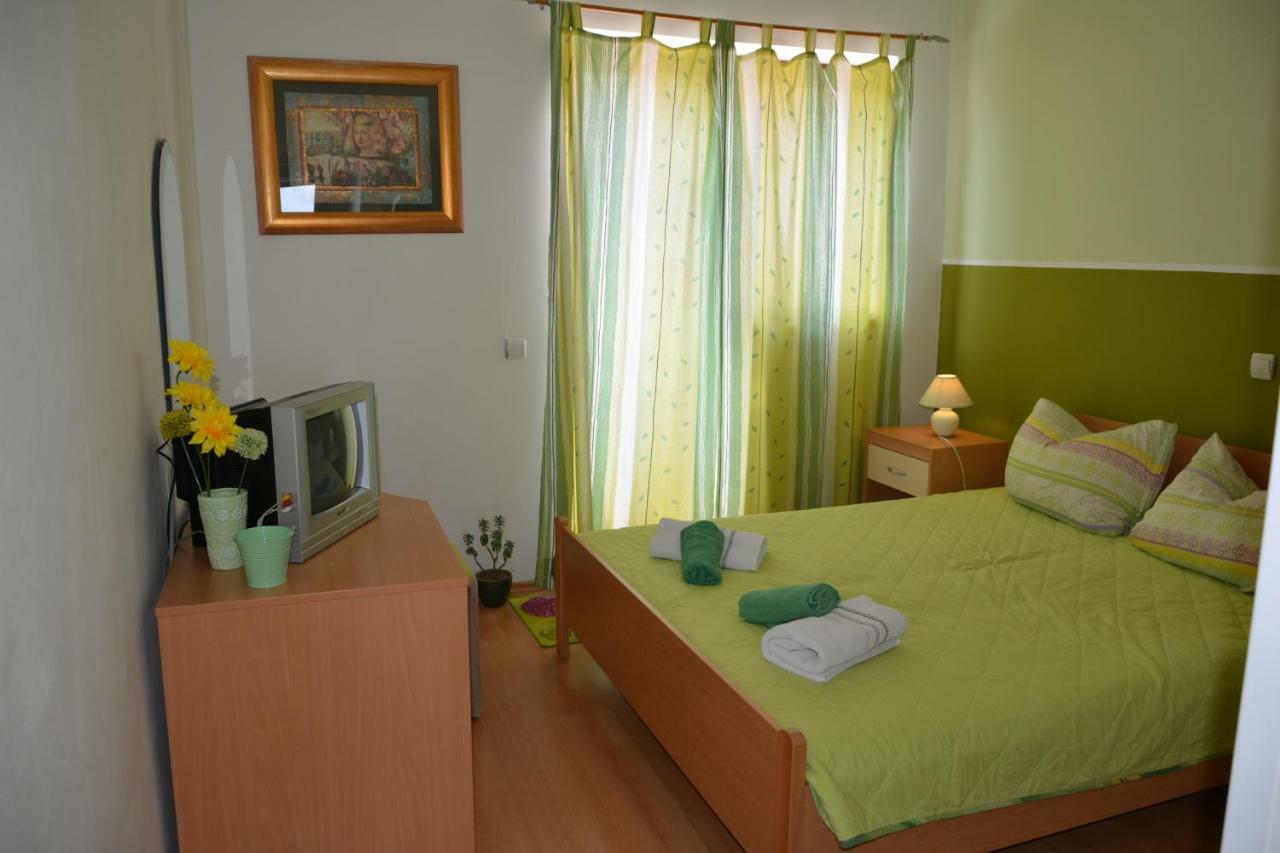 Apartments Lans Vodice Esterno foto